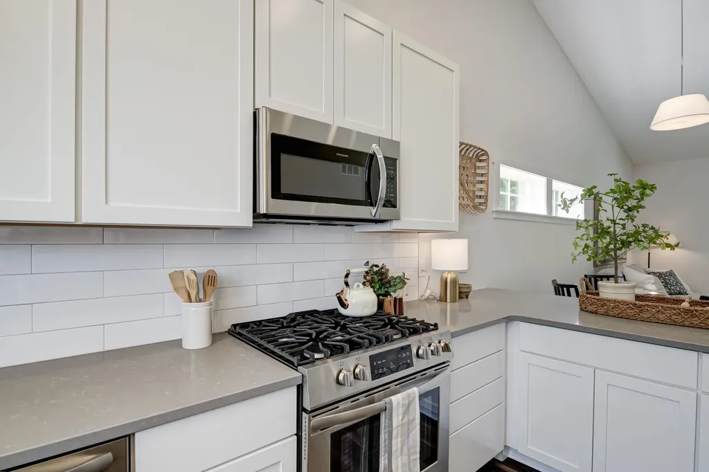 1548 Simsbury Street Garfield Charter Township MI 49686