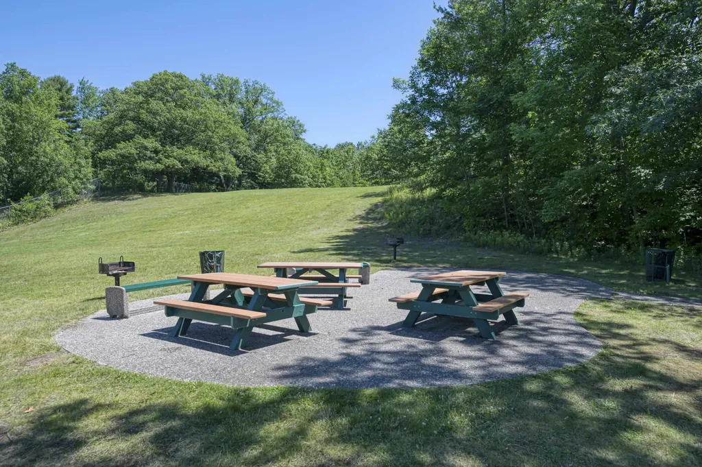 1548 Simsbury Street Garfield Charter Township MI 49686