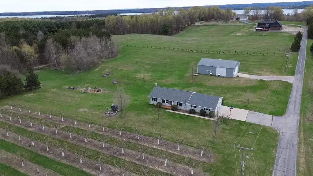 8392 Monarch Lane Whitewater Township MI 49690