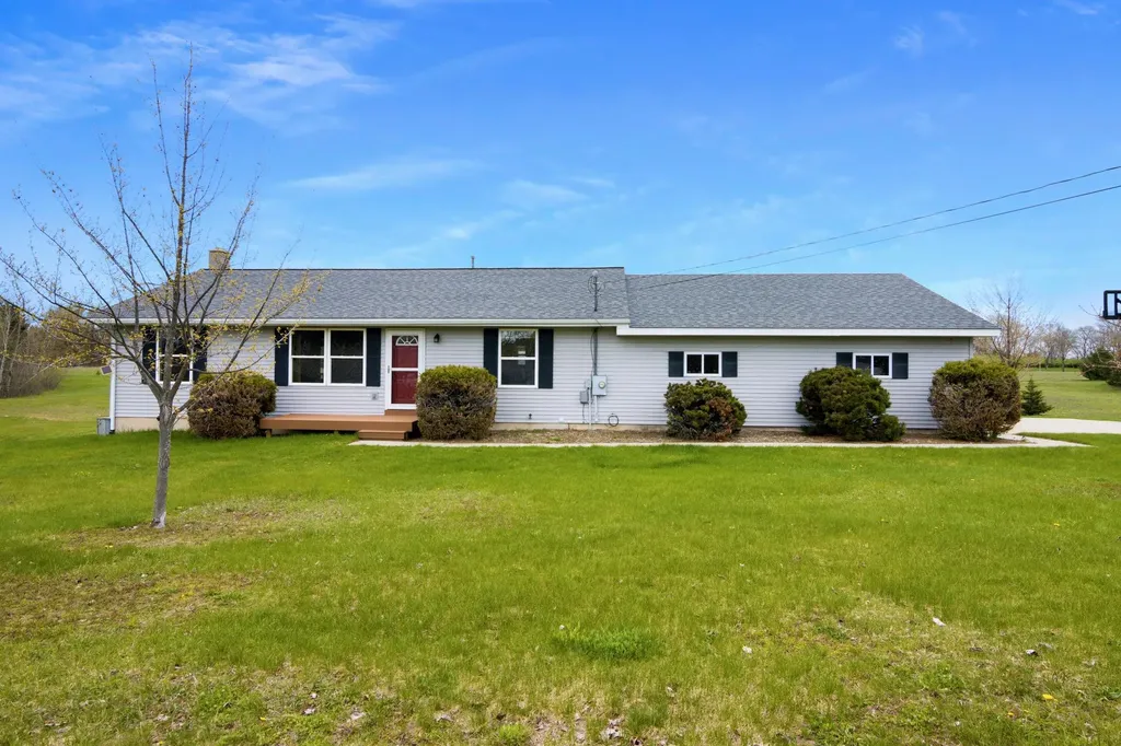 8392 Monarch Lane Whitewater Township MI 49690