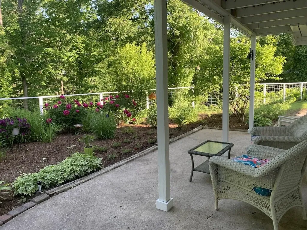 10774 S Us-31 Elk Rapids Township MI 49690