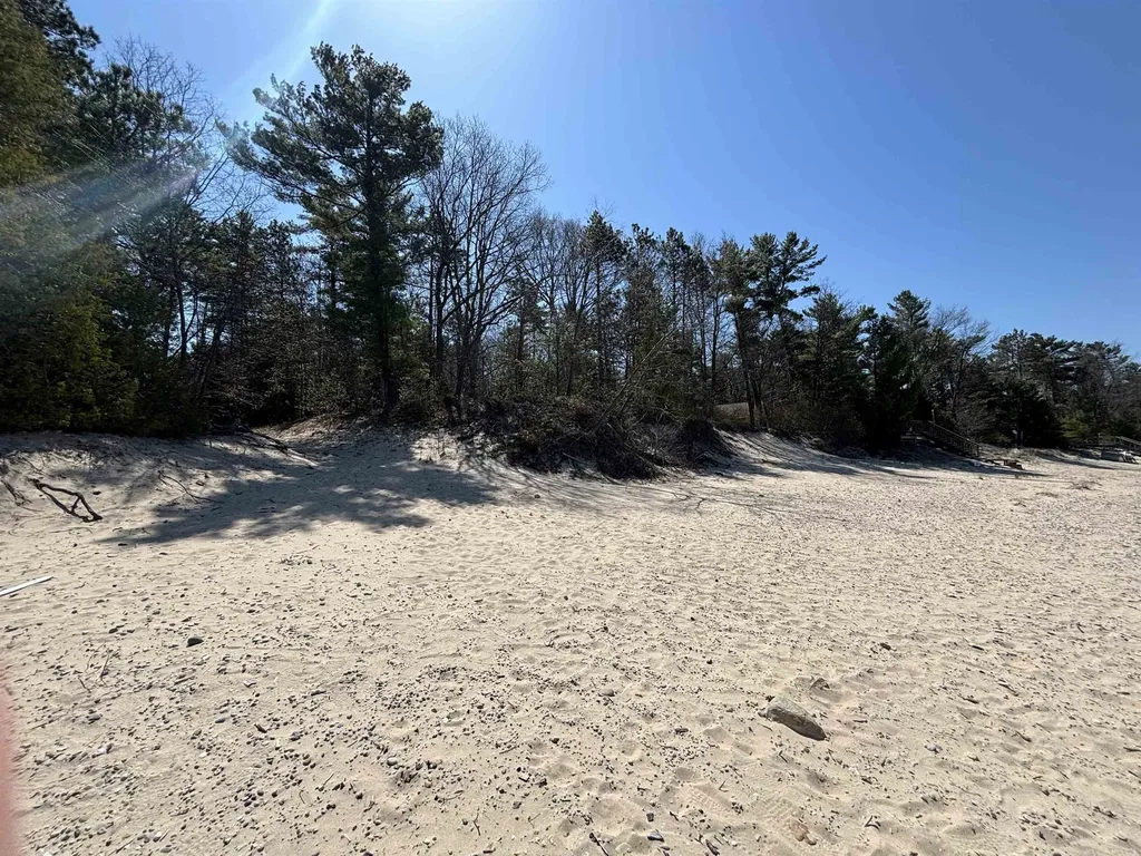 10774 S Us-31 Elk Rapids Township MI 49690