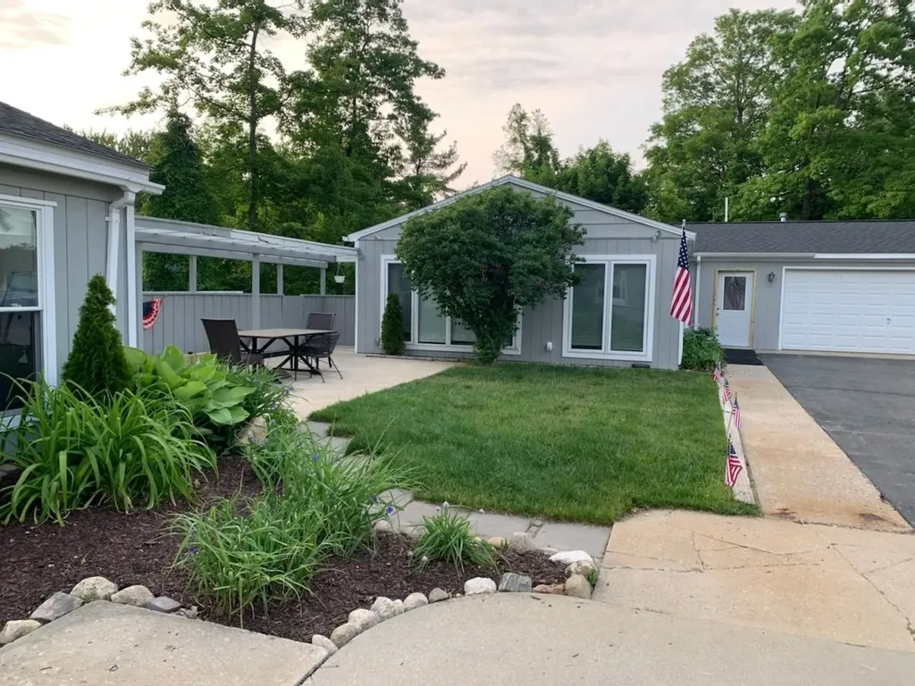 10774 S Us-31 Elk Rapids Township MI 49690