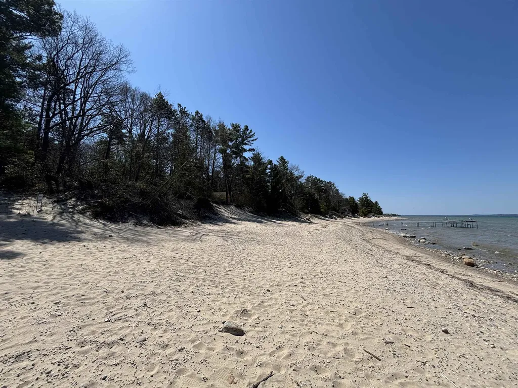 10774 S Us-31 Elk Rapids Township MI 49690