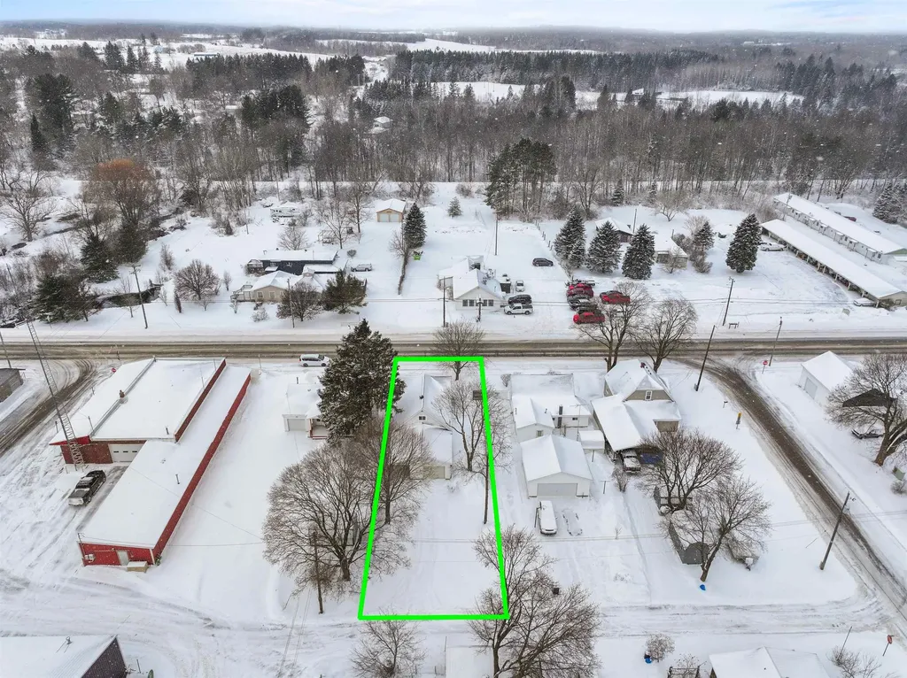 408 N Michigan Avenue Manton City MI 49663