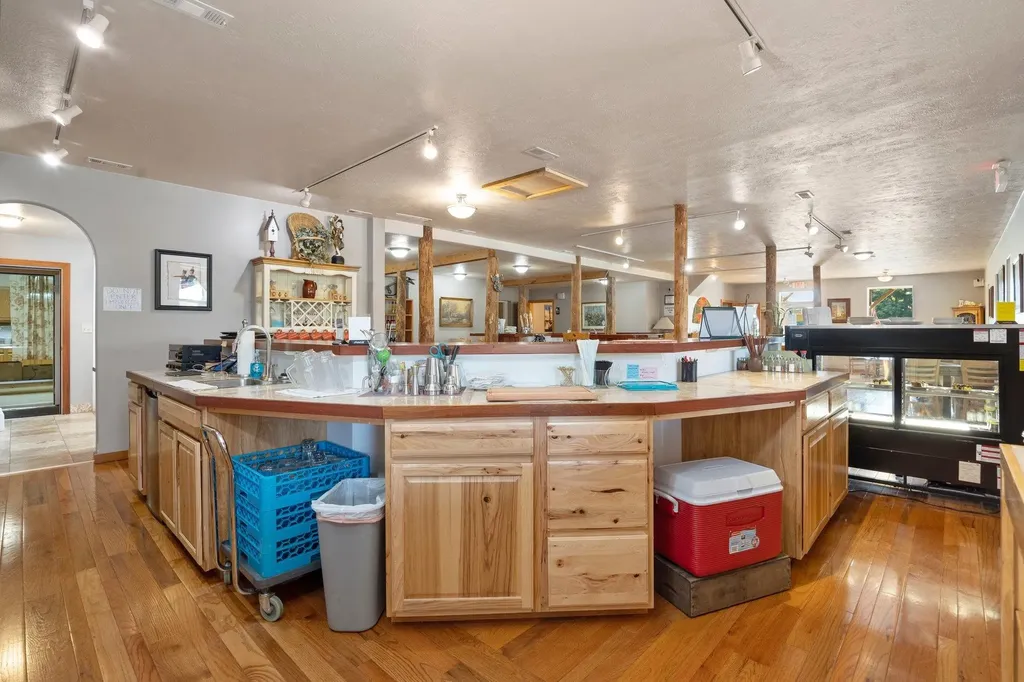 5046 S West Bay Shore Bingham Township MI 49682