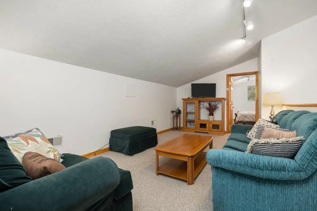 5046 S West Bay Shore Bingham Township MI 49682