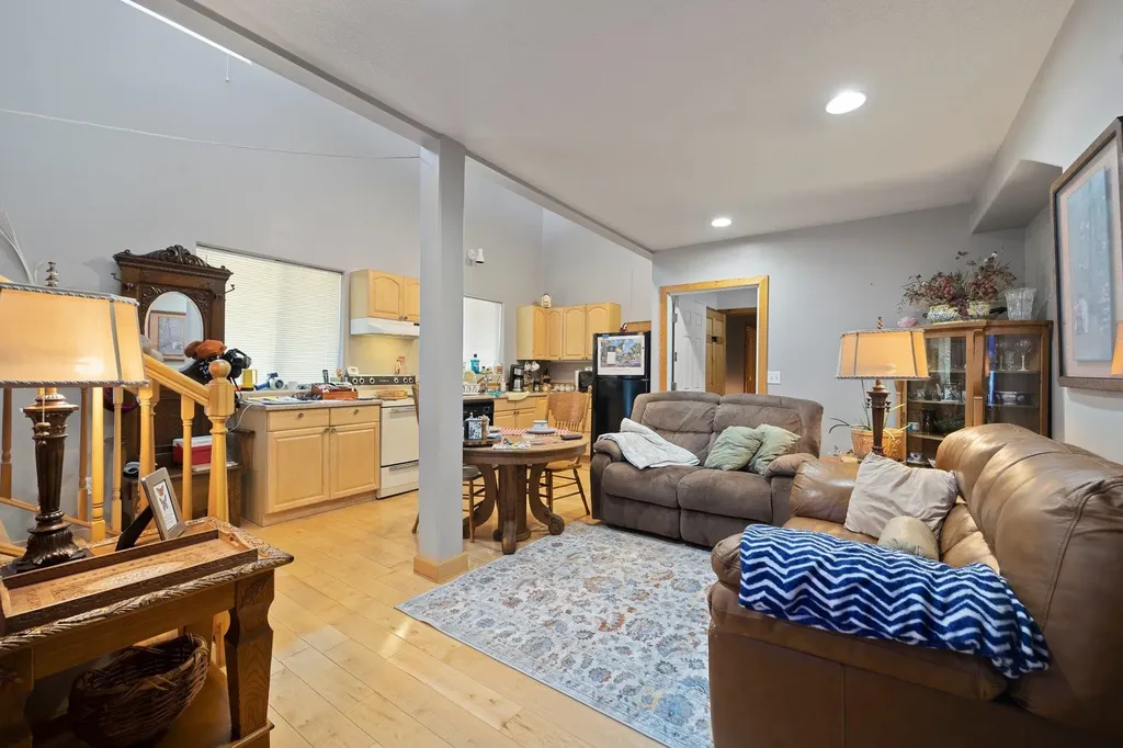 5046 S West Bay Shore Bingham Township MI 49682