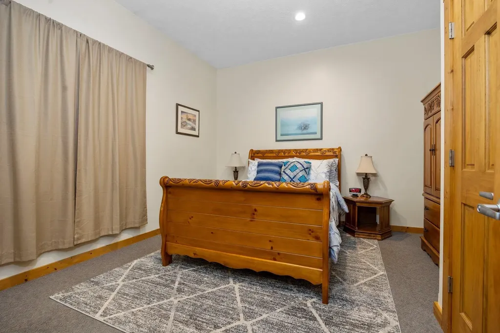 5046 S West Bay Shore Bingham Township MI 49682