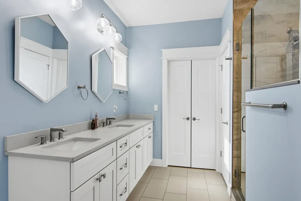 1476 Brencris Lane Suttons Bay Township MI 49682
