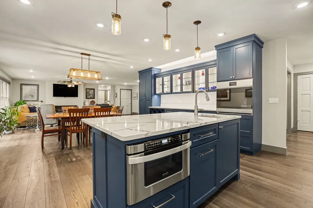 16753 S Sunset Shores Drive Elk Rapids Township MI 49690