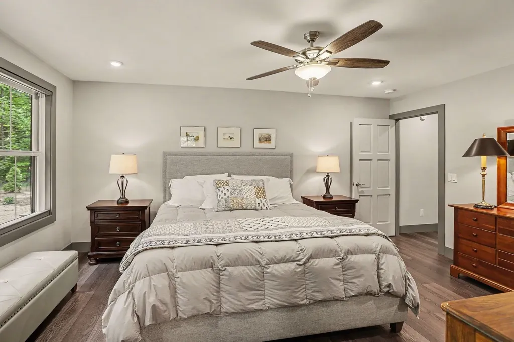 16753 S Sunset Shores Drive Elk Rapids Township MI 49690