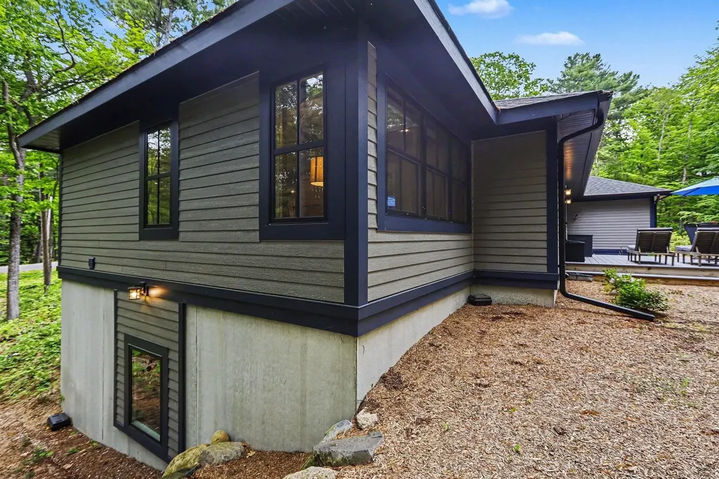 16753 S Sunset Shores Drive Elk Rapids Township MI 49690
