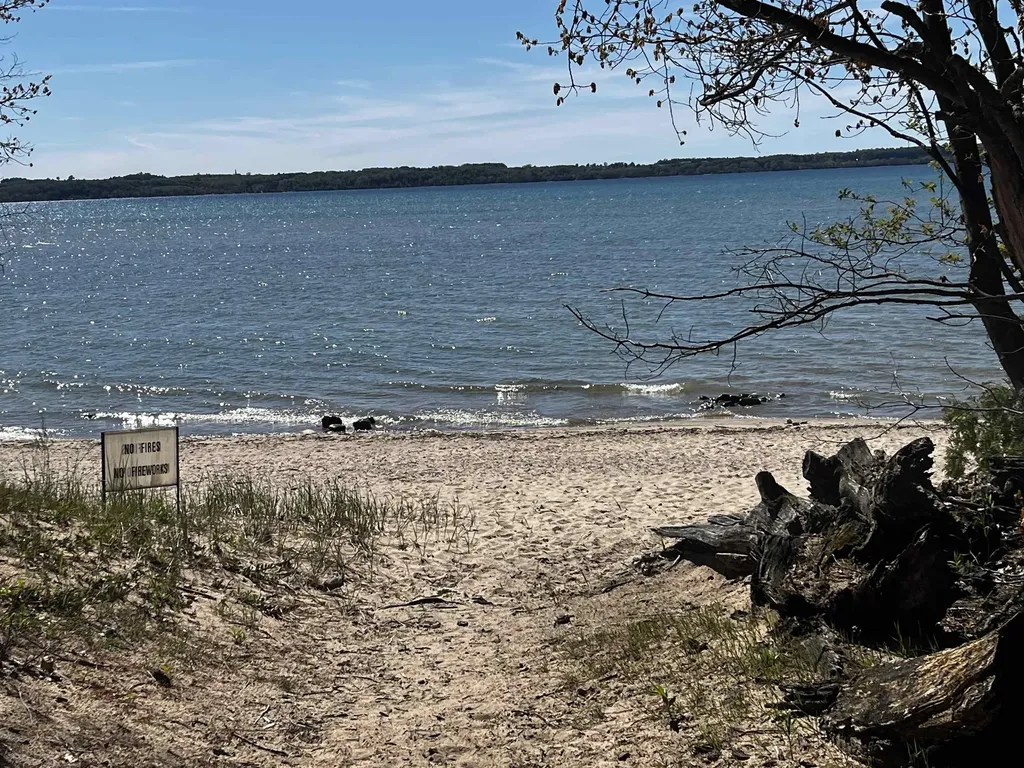 16753 S Sunset Shores Drive Elk Rapids Township MI 49690
