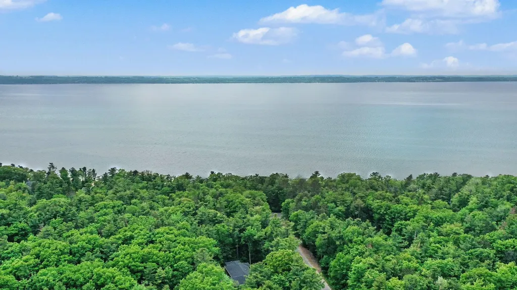 16753 S Sunset Shores Drive Elk Rapids Township MI 49690