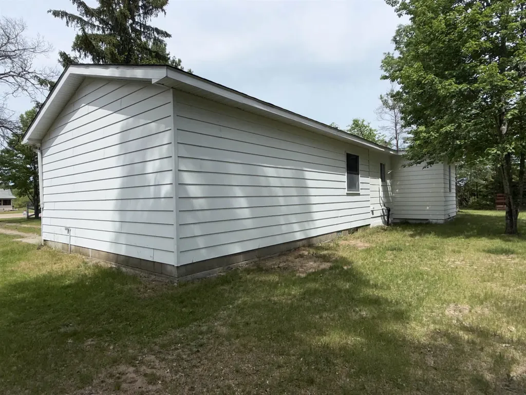 1740 Mccredie Road South Branch Township MI 48653