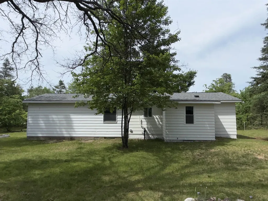 1740 Mccredie Road South Branch Township MI 48653