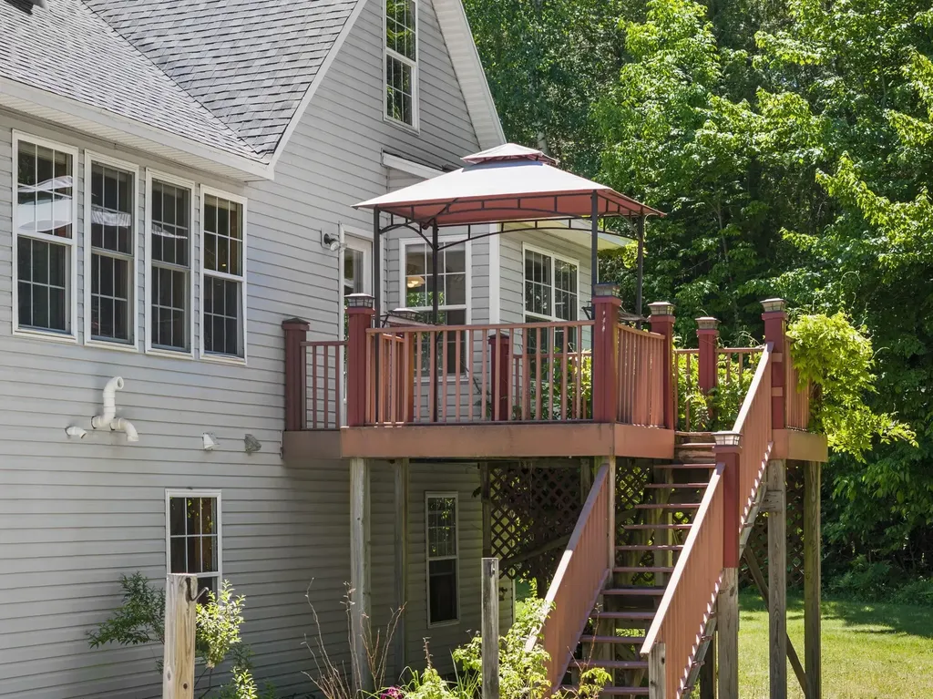 6351 Cherry Blossom Drive Green Lake Township MI 49685