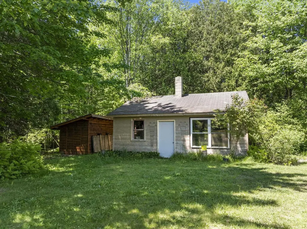 6351 Cherry Blossom Drive Green Lake Township MI 49685