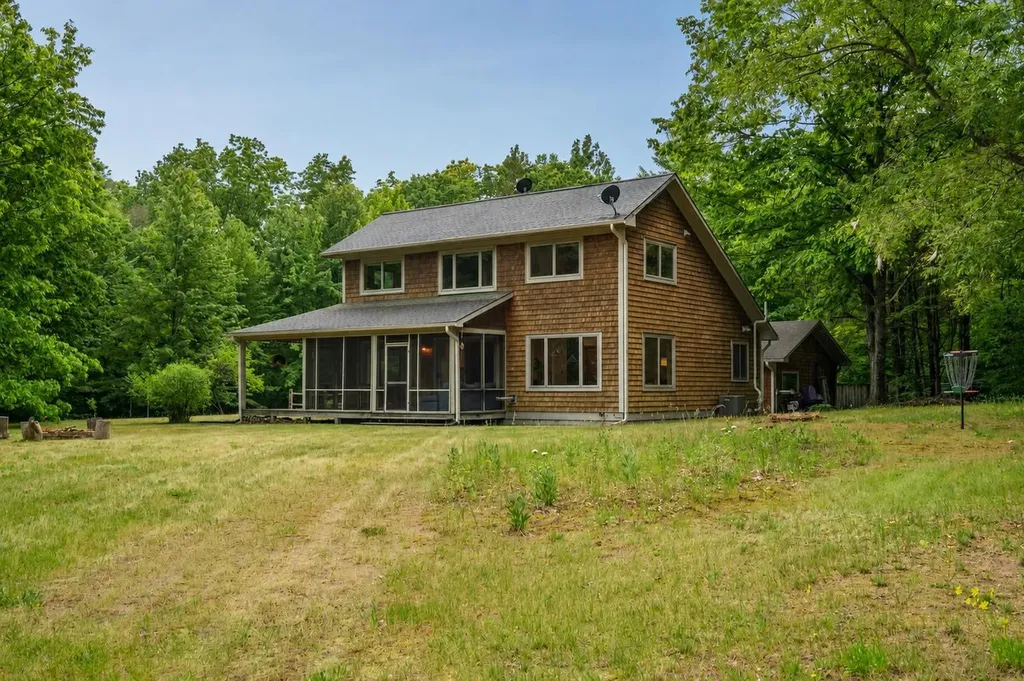 12270 Griffith Road Dickson Township MI 49619