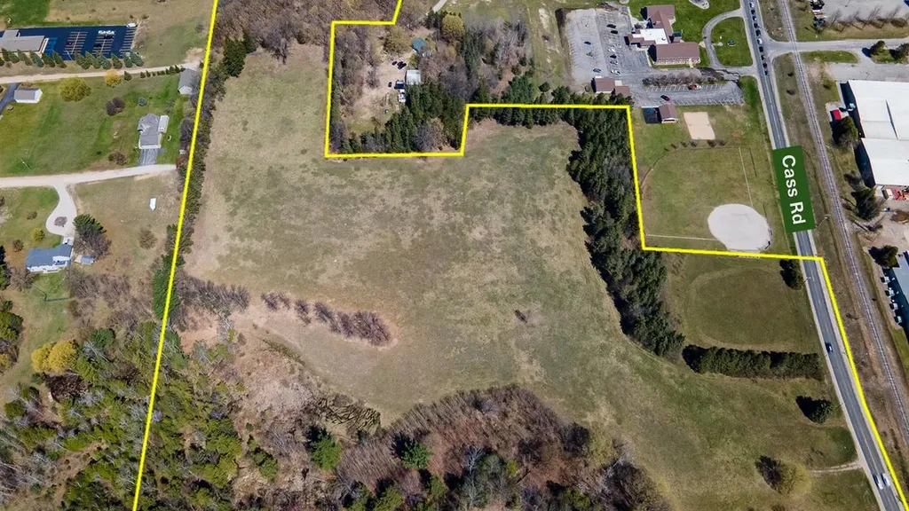 1795 Cass Road Garfield Charter Township MI 49685