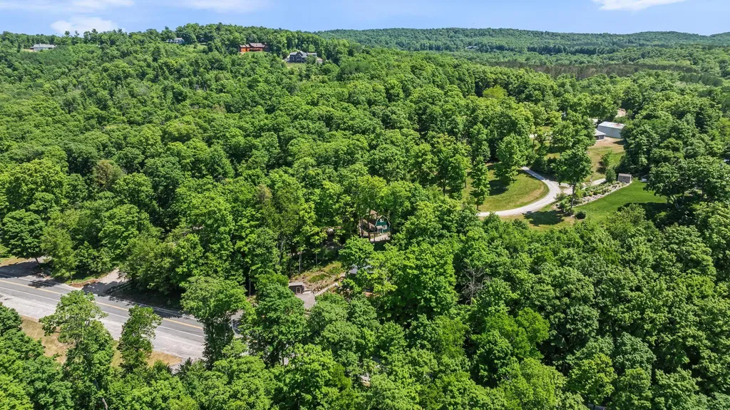 9714 SW Bay Shore Drive Elmwood Charter Township MI 49684