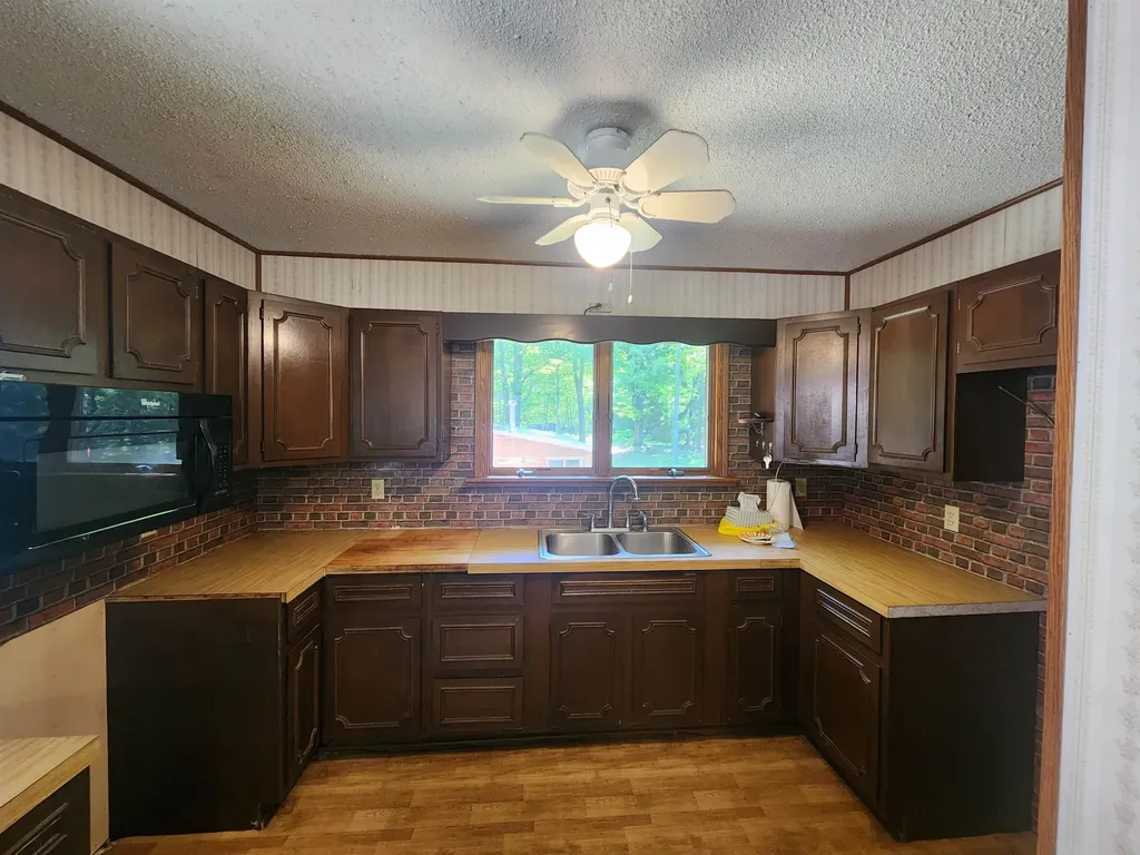 18219 Northwood Highway Arcadia Township MI 49613
