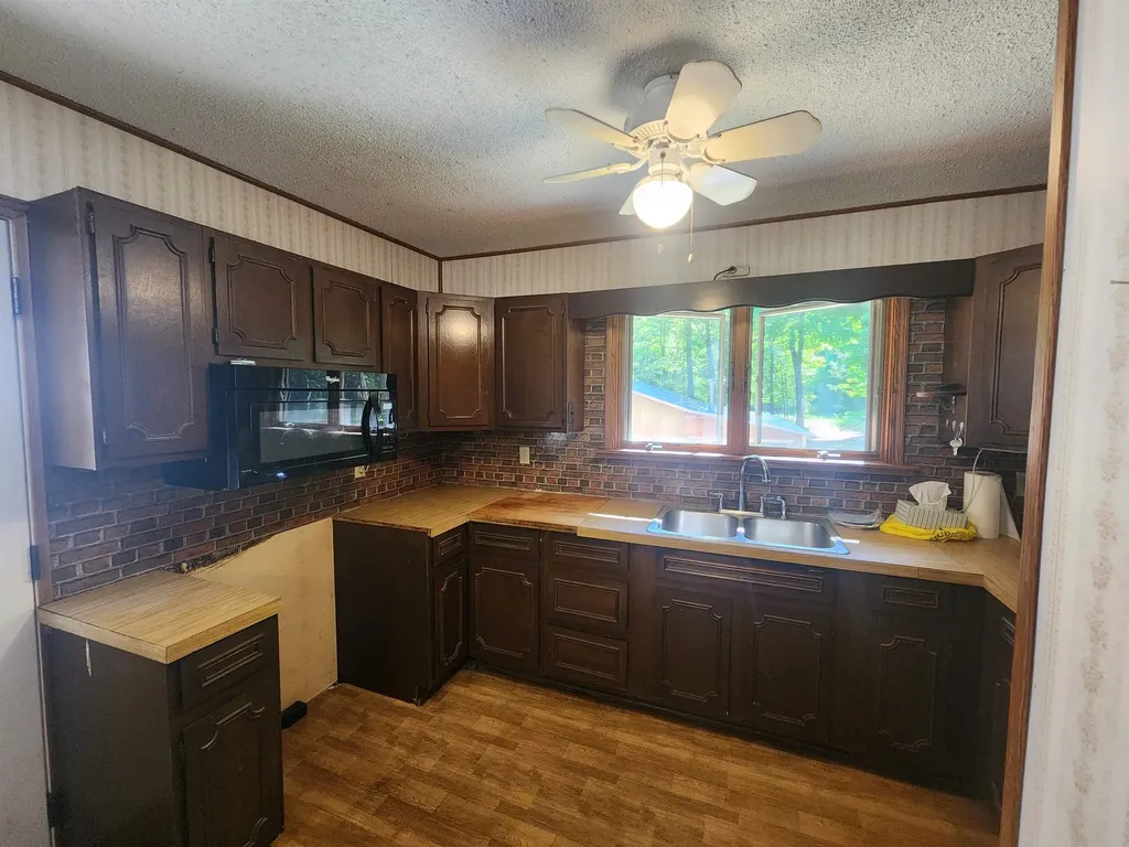 18219 Northwood Highway Arcadia Township MI 49613