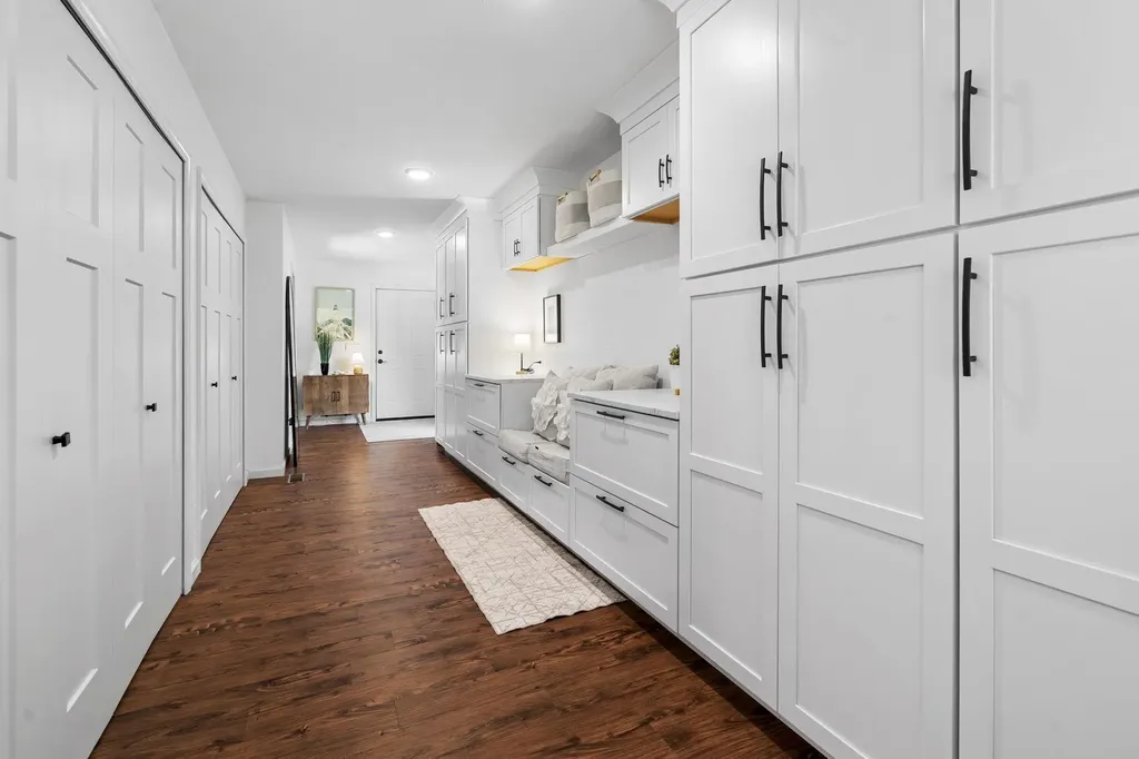 3390 Epps Lane East Bay Township MI 49686