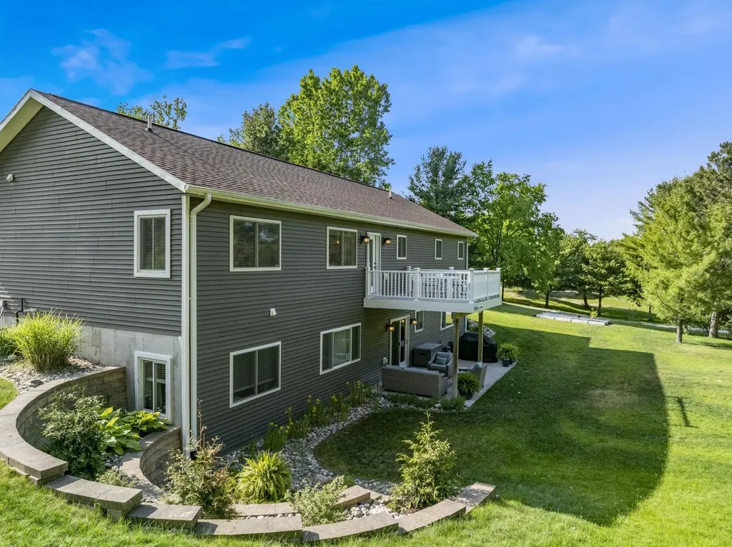 3390 Epps Lane East Bay Township MI 49686