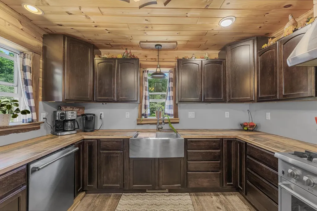 390 S Marshall Road Benzonia Township MI 49617