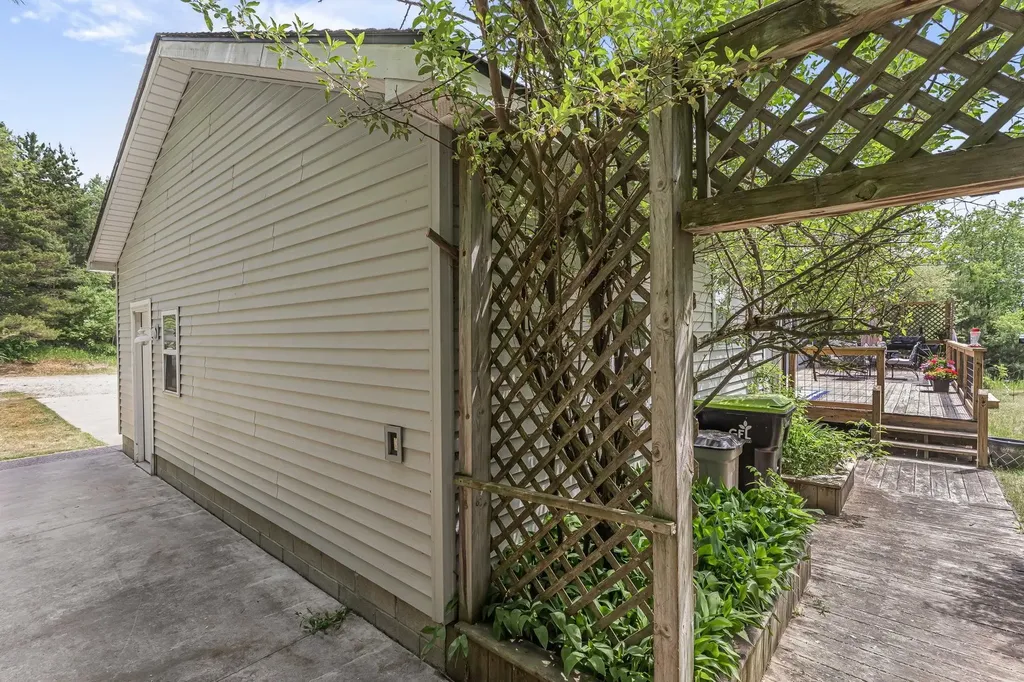 390 S Marshall Road Benzonia Township MI 49617