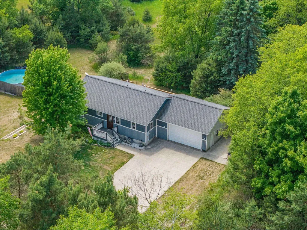390 S Marshall Road Benzonia Township MI 49617