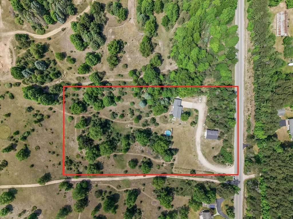 390 S Marshall Road Benzonia Township MI 49617