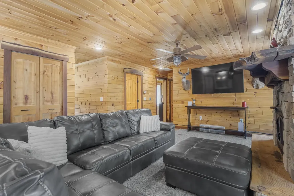 390 S Marshall Road Benzonia Township MI 49617