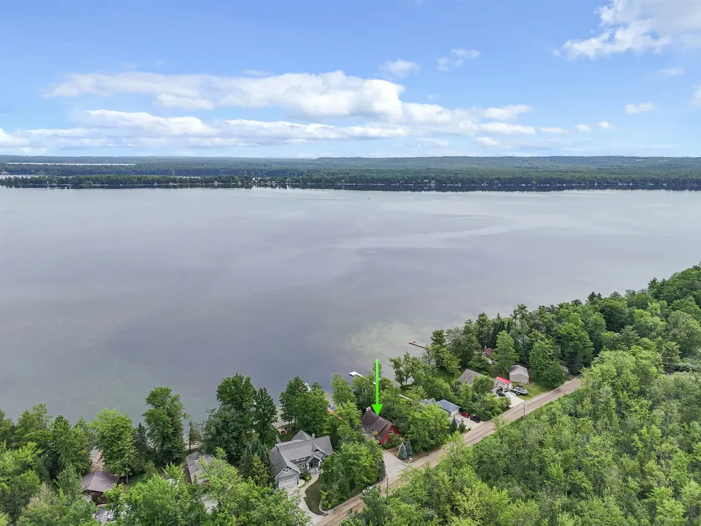 5449 Bush Road Green Lake Township MI 49643