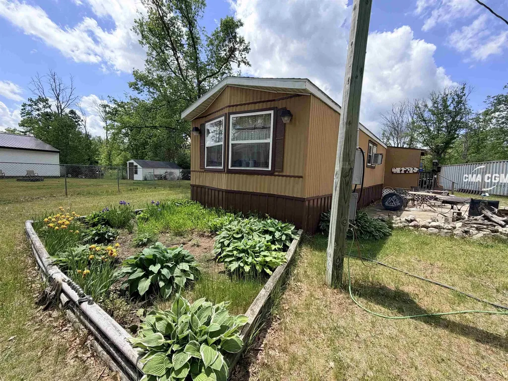 13201 5th Avenue Osceola Township MI 49665