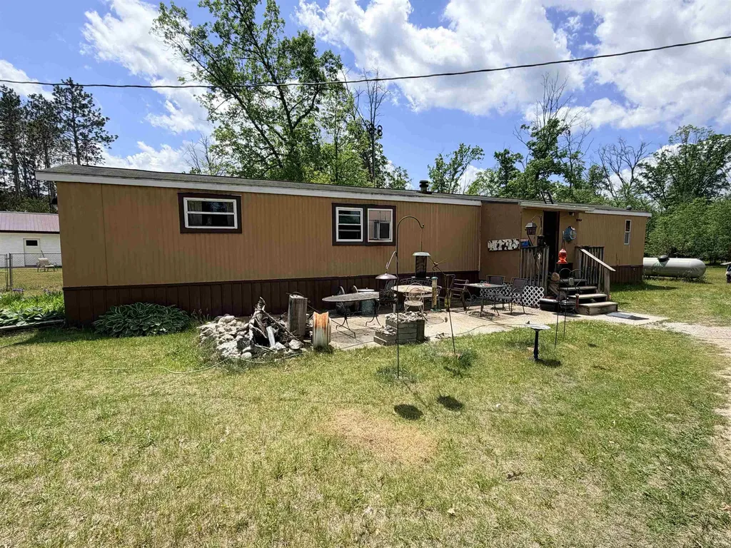 13201 5th Avenue Osceola Township MI 49665
