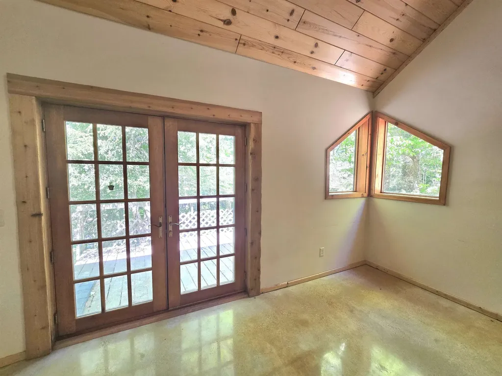 790 N Eckhardt Road Central Lake Township MI 49615