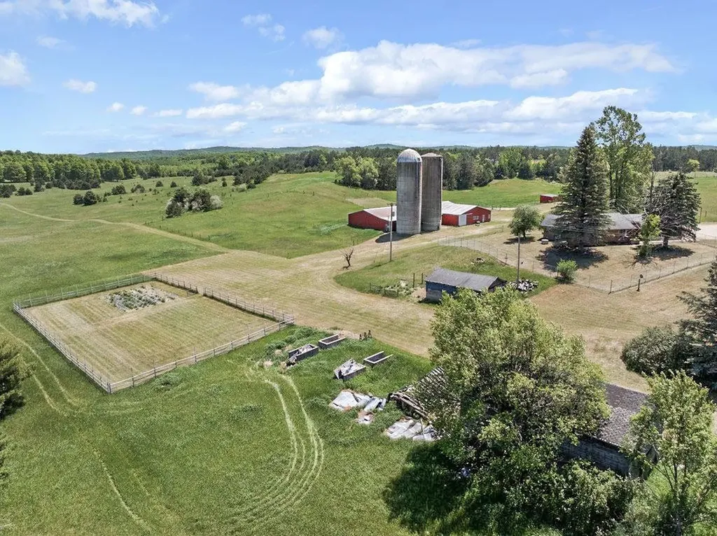 1902 N 29 Road Colfax Township MI 49601