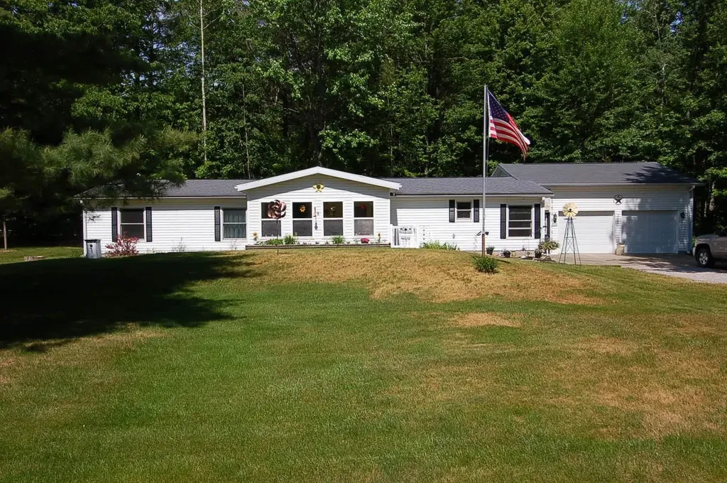 8486 Constitution Boulevard Clam Lake Township MI 49601