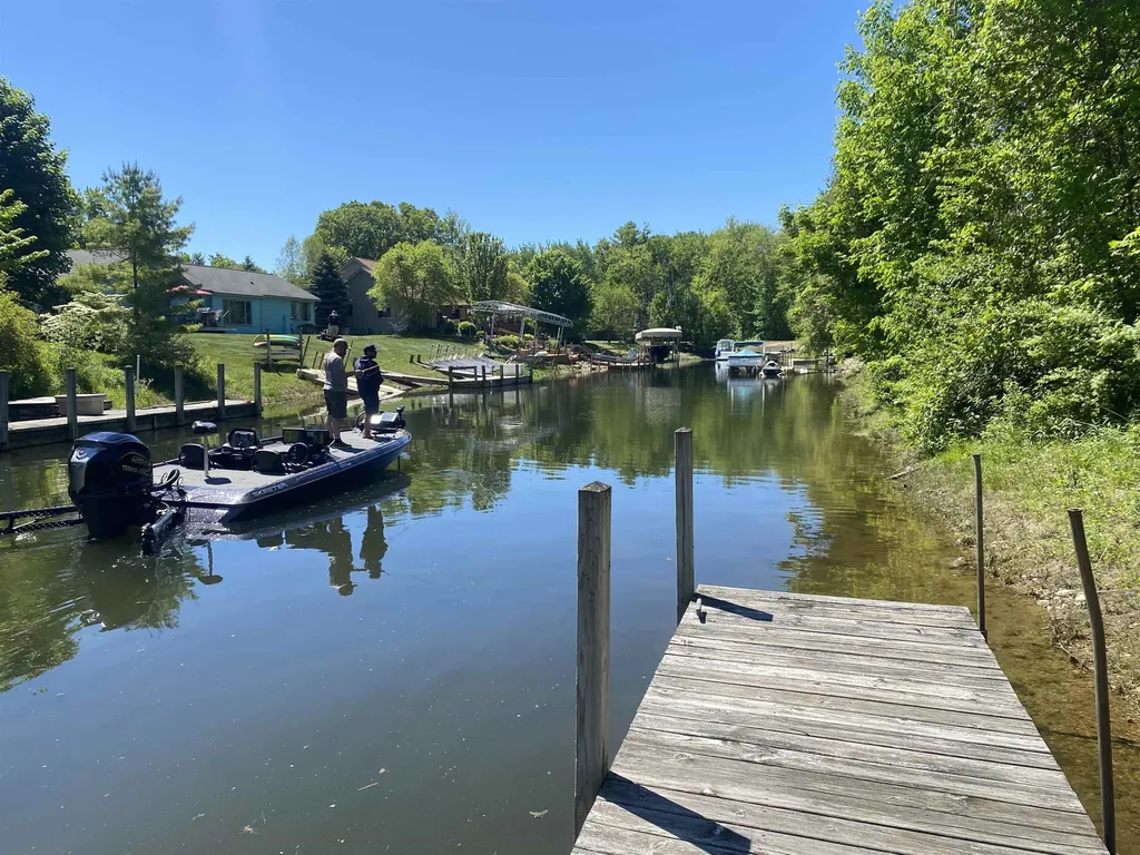 6869 W Harbor Drive Elk Rapids Township MI 49629