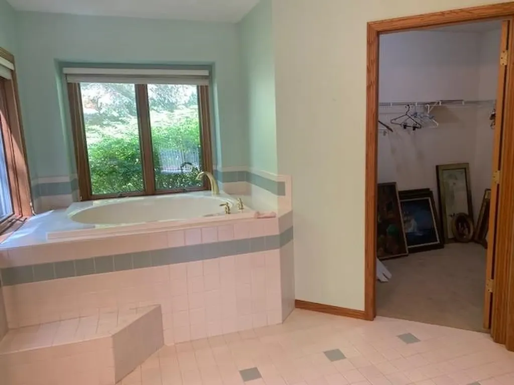 6869 W Harbor Drive Elk Rapids Township MI 49629