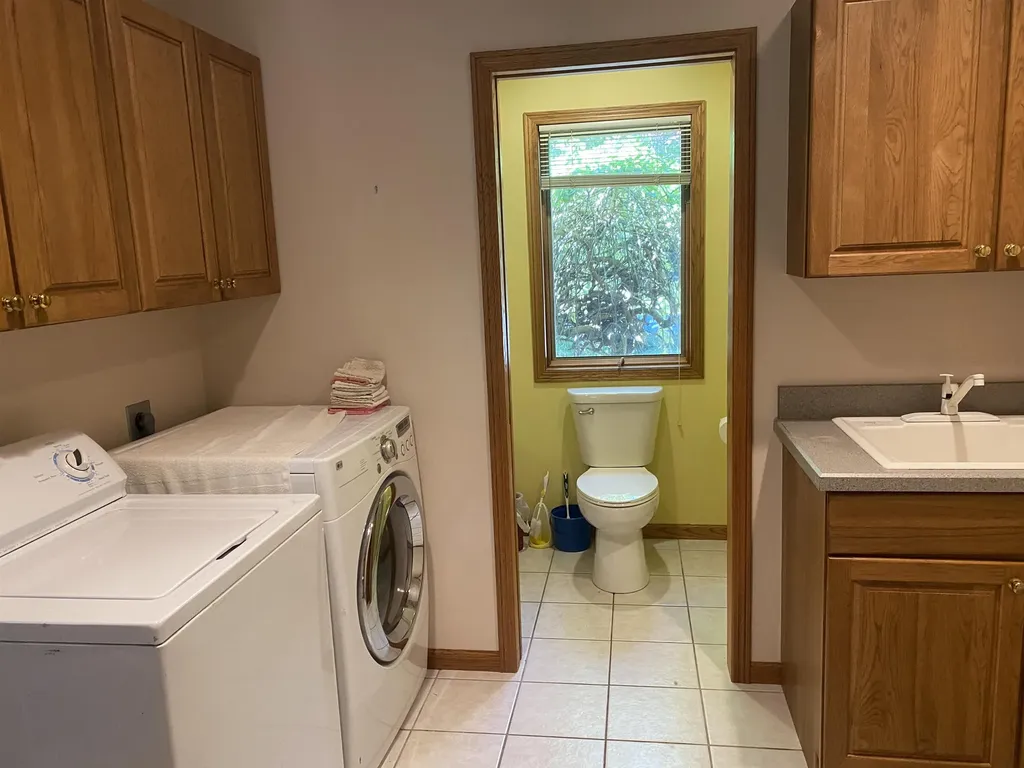 6869 W Harbor Drive Elk Rapids Township MI 49629