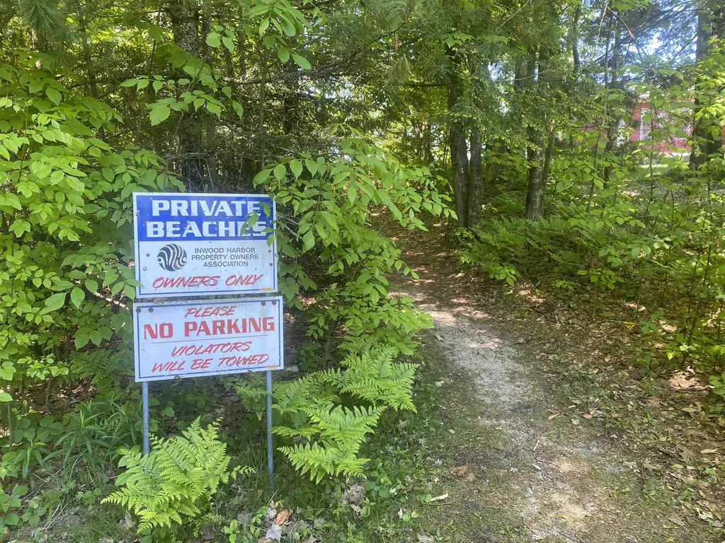 6869 W Harbor Drive Elk Rapids Township MI 49629