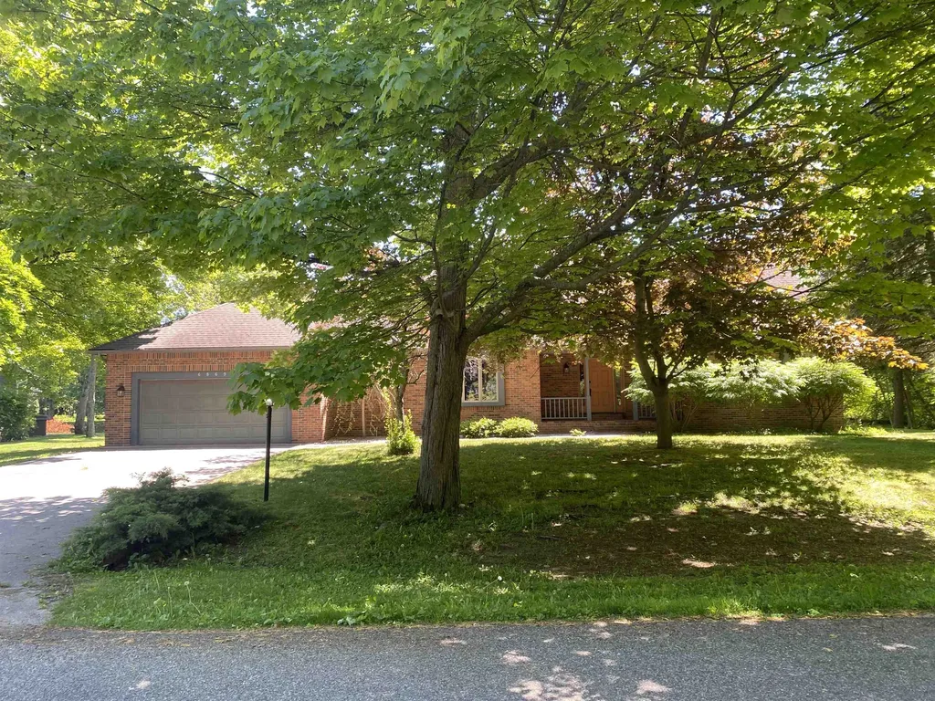 6869 W Harbor Drive Elk Rapids Township MI 49629