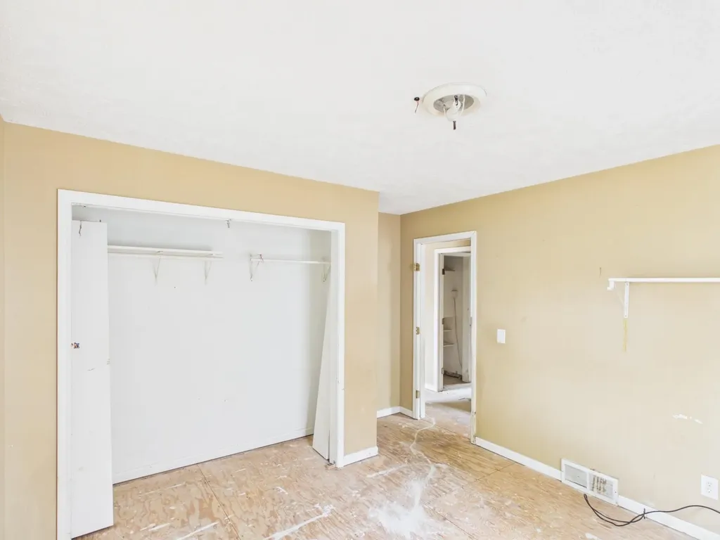 733 N Mill Street Leelanau Township MI 49670