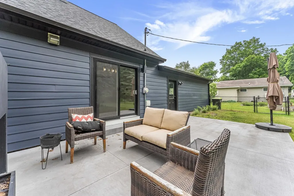 7284 S West Bayshore Drive Bingham Township MI 49684
