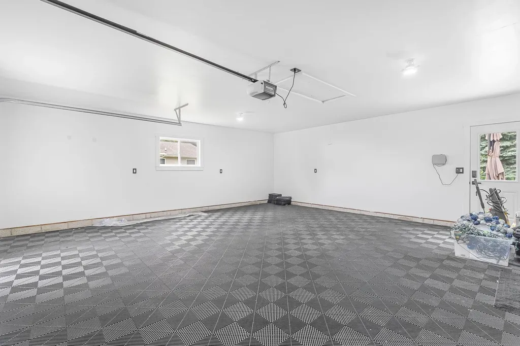 7284 S West Bayshore Drive Bingham Township MI 49684