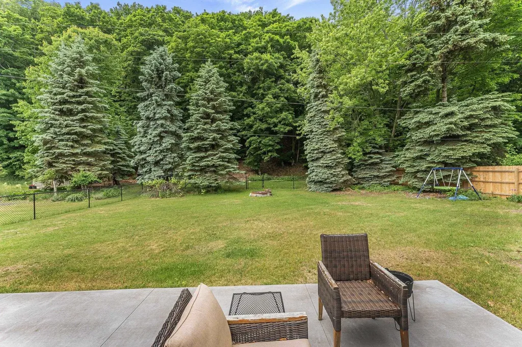 7284 S West Bayshore Drive Bingham Township MI 49684